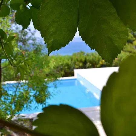 Сasa de vacaciones Holiday Julije Sutivan